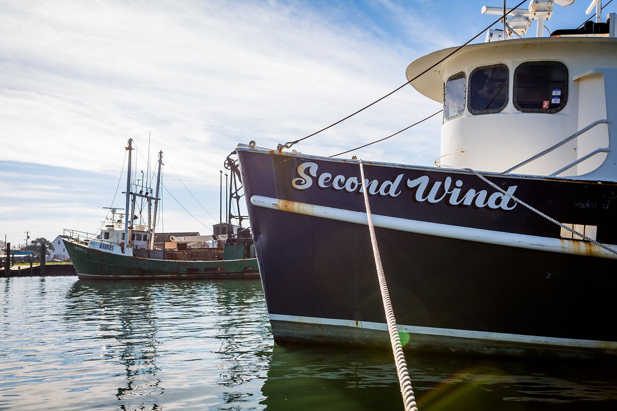 RS25994_JHOUS-CommFishingBoats_Details_03